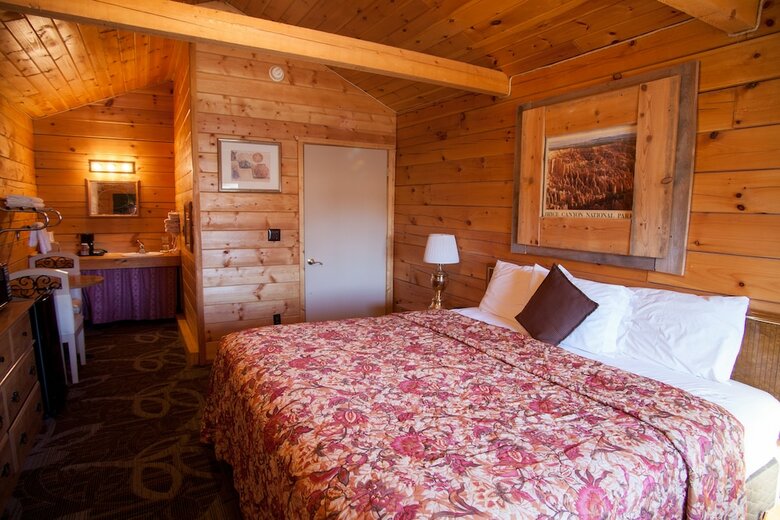 Lodge Bryce Gateway Inn Cabins