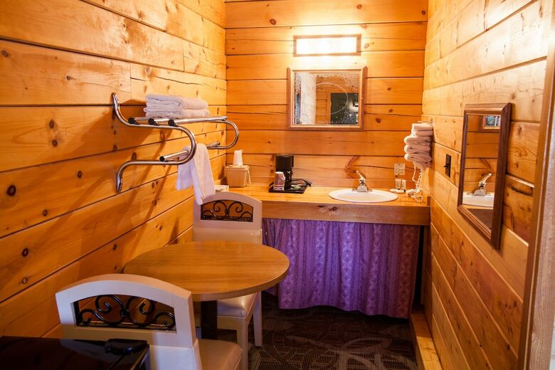 Lodge Bryce Gateway Inn Cabins