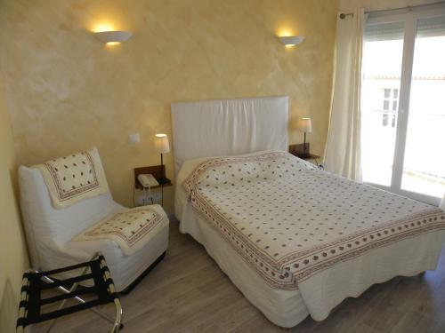Anglade Hotel