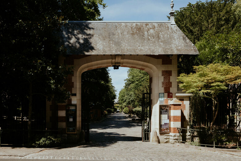 Hotel Ch�teau De Montvillargenne