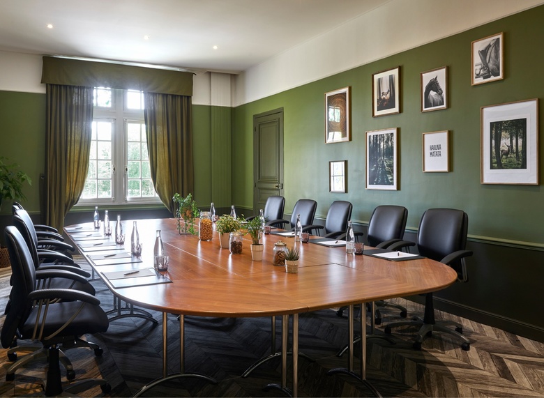 Hotel Ch�teau De Montvillargenne