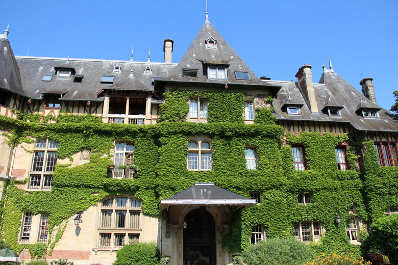 Hotel Ch�teau De Montvillargenne