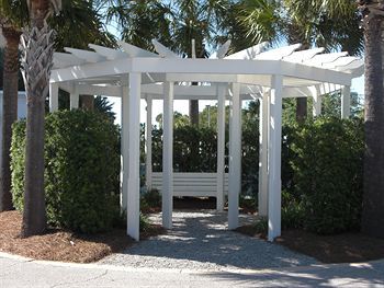 Hotel Carillon Beach Resort Inn