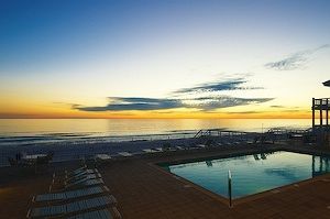 Hotel Carillon Beach Resort Inn