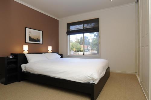 Apartamentos Feathers Serviced Townhouse