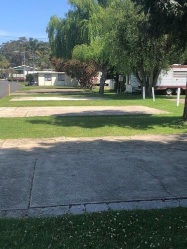 Pleasurelea Tourist Resort & Caravan Park