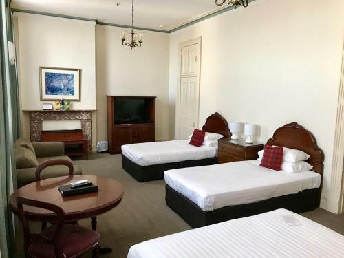 The Hotel Shamrock