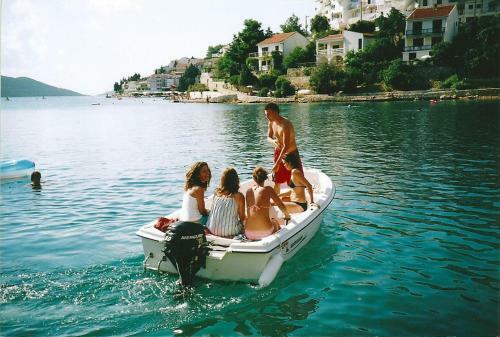 Hostal Villa Obad Guest House