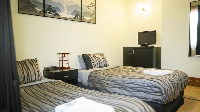 Hostal Alishan International Guest House