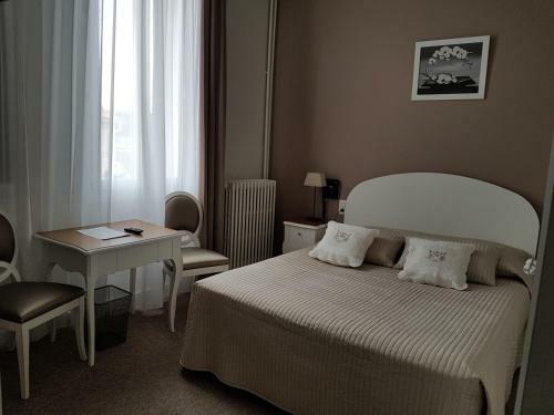 Hotel Le Castelet Des Alpilles