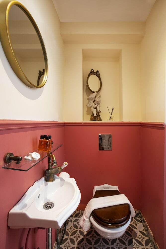 Peer Boutique Hotel