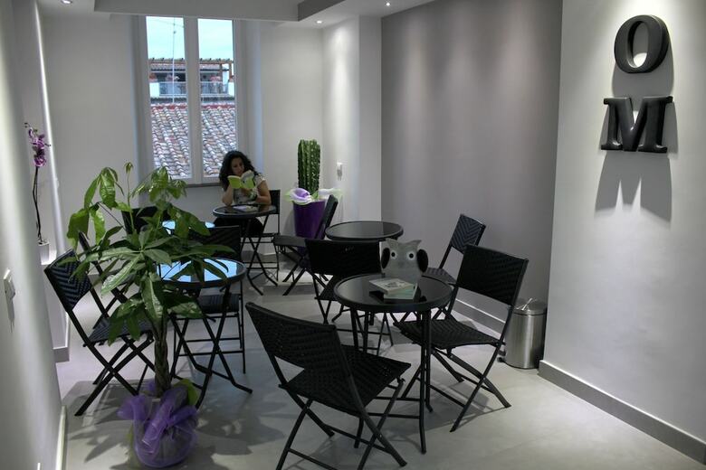 Hostal Om Palace
