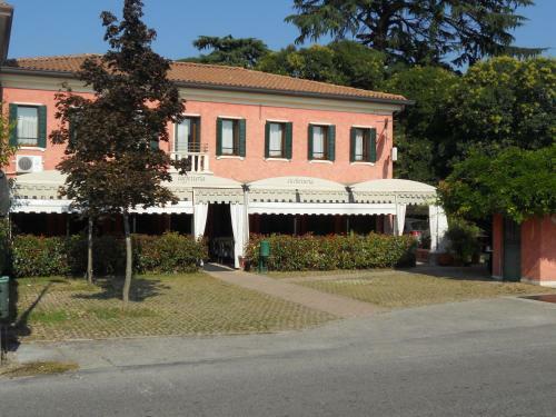 Hostal Osteria La Pesa