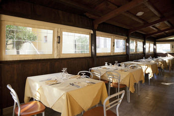 Apartamento Triton Villas Residence & Hotel
