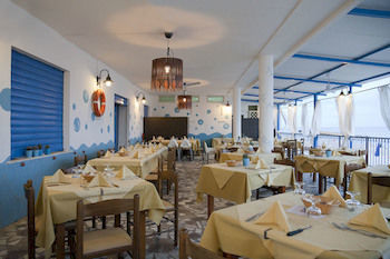 Apartamento Triton Villas Residence & Hotel