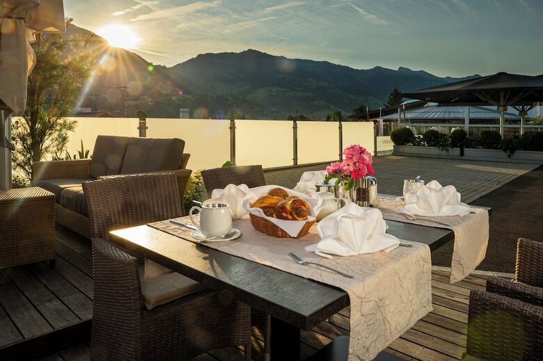 Hotel Schweizerhof Kitzb�hel - Sport & Beautyhotel