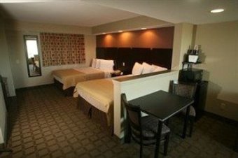Hotel *boardwalk Inn And Suites*