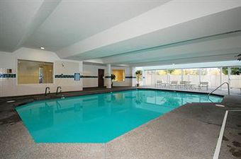 Clarion Hotel Portland Airport