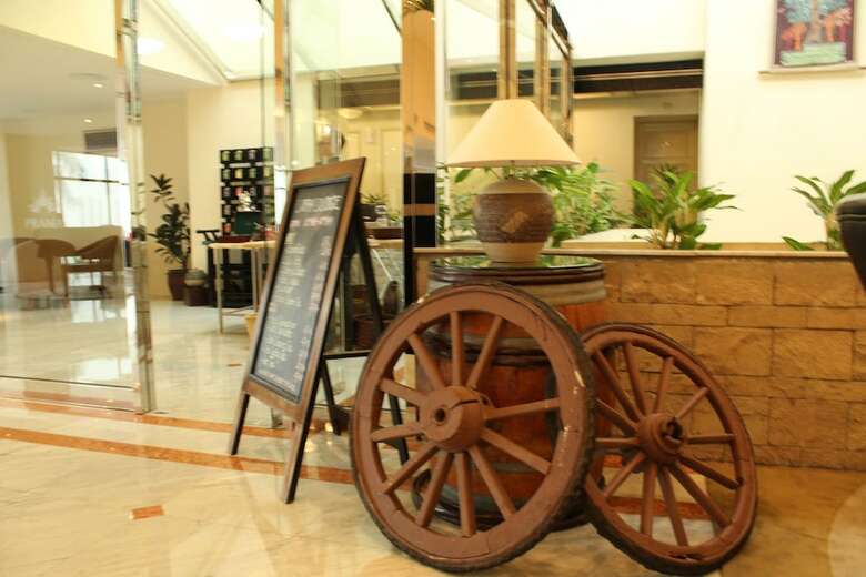 Hotel Grand Preanger