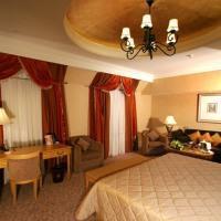 Hotel Donbass Palace