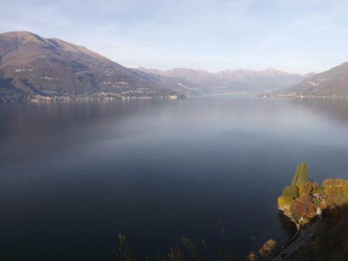 Exclusive Villa Crotto Lake View
