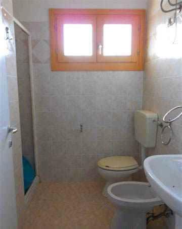 Apartment In Rosolina Mare 25002