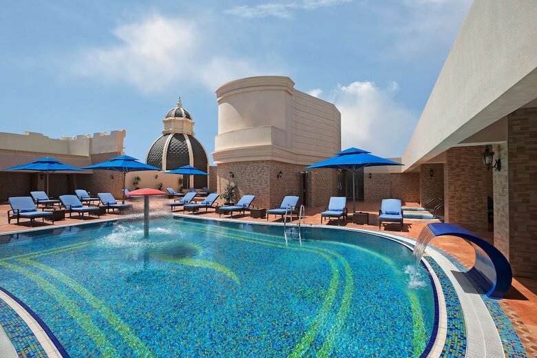 Royal Rose Hotel