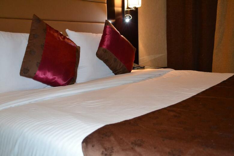 Strand Hotel