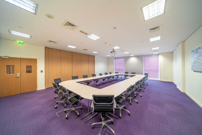 Hotel Premier Inn Abu Dhabi Capital Centre