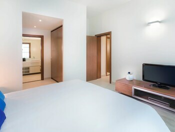 Aparthotel Adagio Abu Dhabi Al Bustan