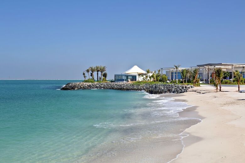 Hotel Zaya Nurai Island Resort
