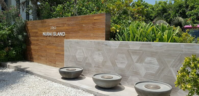 Hotel Zaya Nurai Island Resort