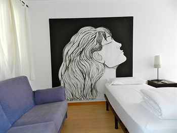 Happy Apartments Barcelona