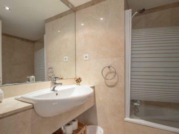 Rent Top Apartments Beach-diagonal Mar