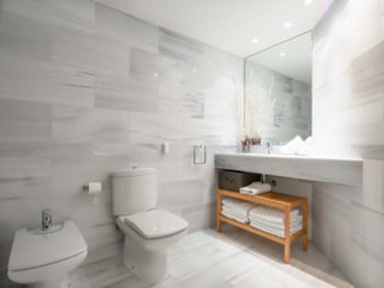 Rent Top Apartments Beach-diagonal Mar