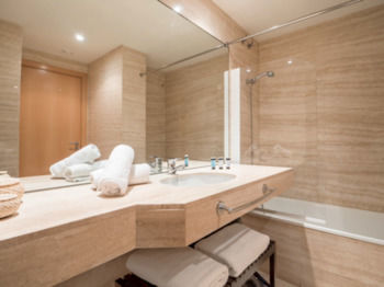 Rent Top Apartments Beach-diagonal Mar