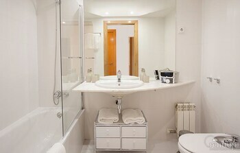 Rent Top Apartments Beach-diagonal Mar