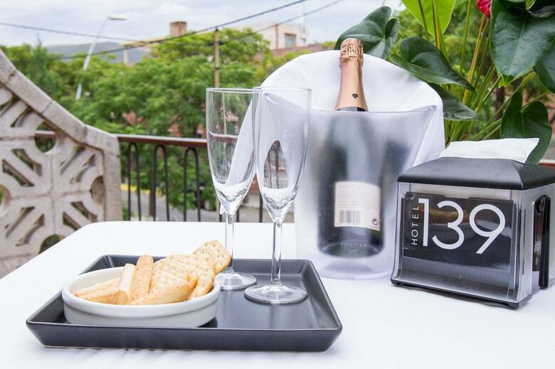 Hotel 139