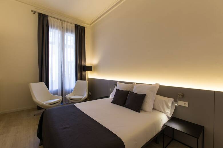 Pension Izaila Plaza Catalunya