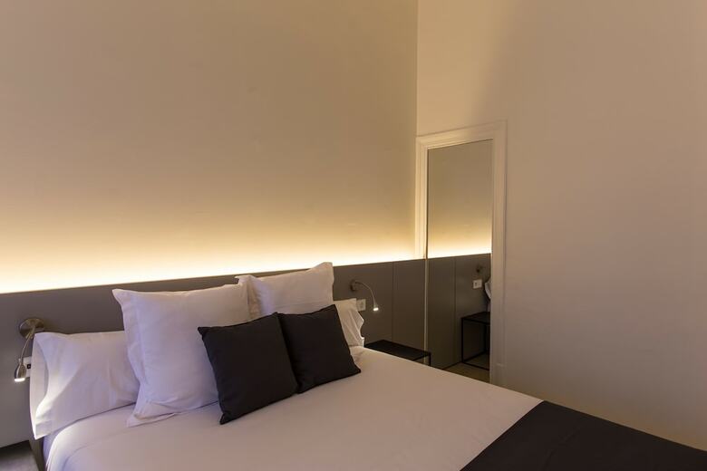 Pension Izaila Plaza Catalunya