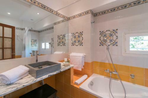 Hotel H�tel De Charme Villa Roseraie