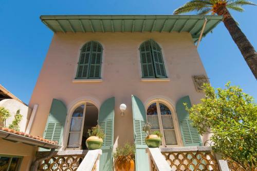 Hotel H�tel De Charme Villa Roseraie