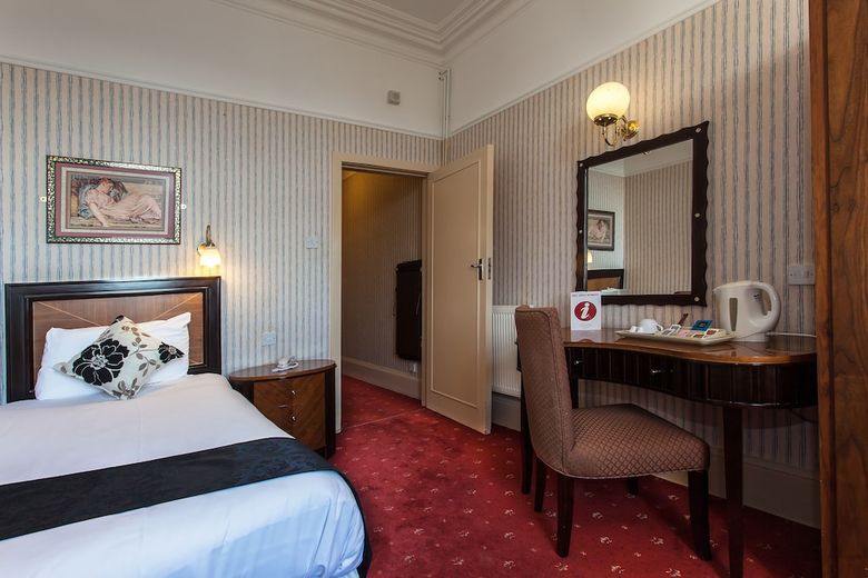 Prince Of Wales Hotel