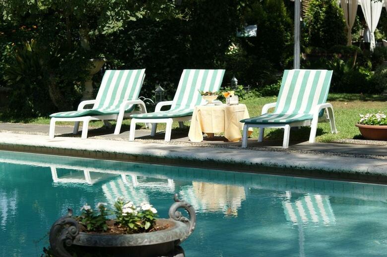 Hotel Villa Paradiso Dell'etna