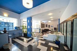 Hotel La Piramide