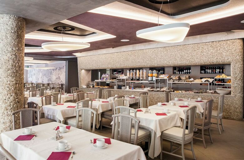 Hotel Dei Fiori - Spa E Ristorante