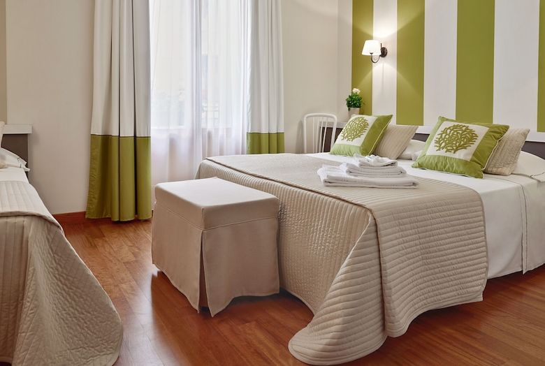 Hotel Al Madarig