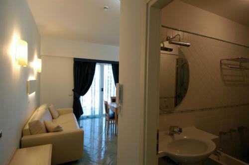 Hostal Venustas Park Hotel
