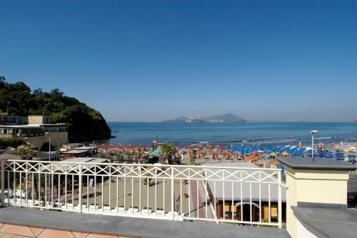 Hostal Venustas Park Hotel