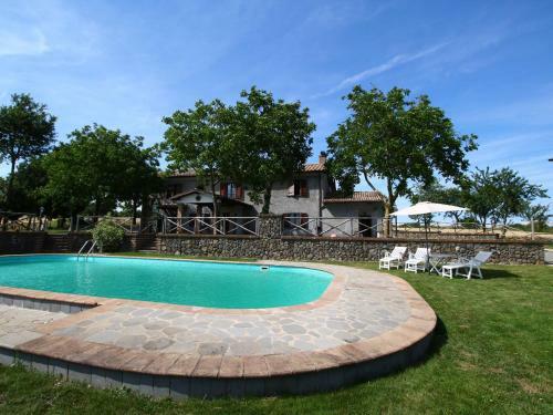 Apartamento Spacious Farmhouse In Bagnoregio With Swimming Pool